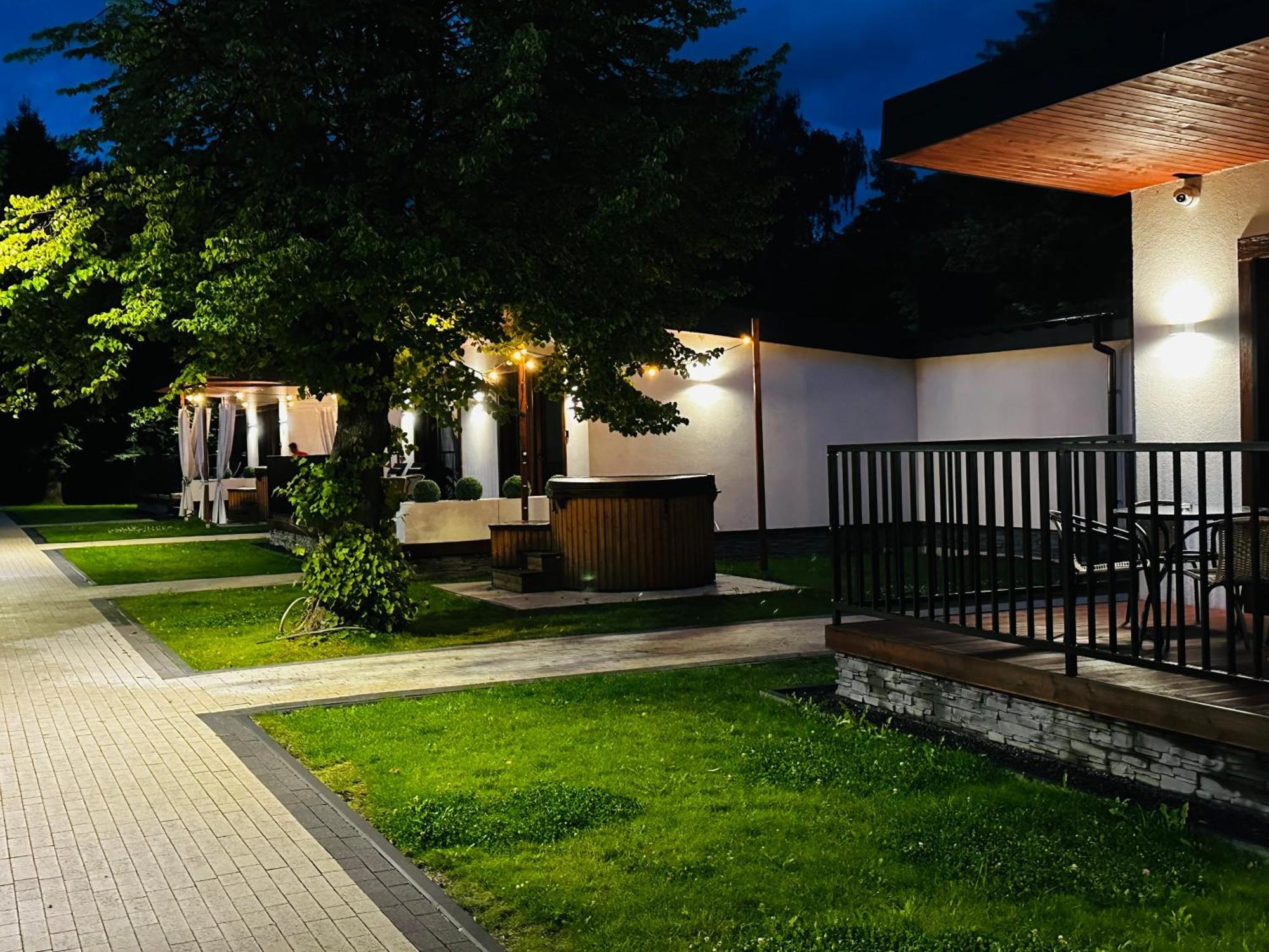 Wrzos Resort & Wellness **** Domki Caloroczne Wegierska Gorka Exterior foto